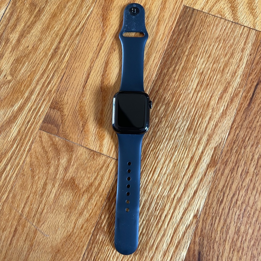 Apple Watch series 5 40m stainless steel